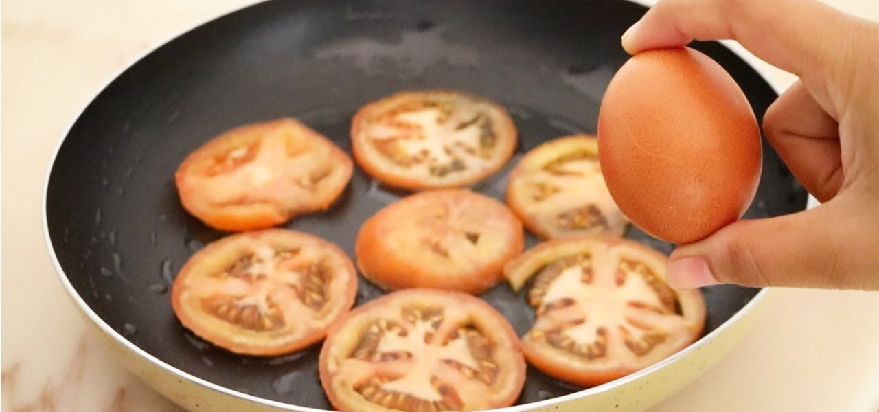 Sirf 1 Tamatar Aur 2 Andon se ye Naashta banaen - Make this with Only 1 tomato and 2 eggs - GolRoti