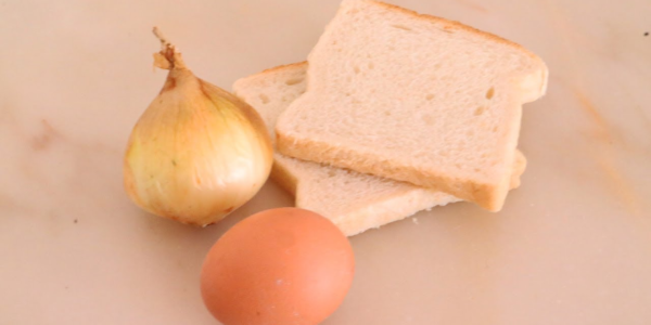 THIS ONION, EGG AND BREAD BRAKFAST IS DELICIOUS - Gol Roti